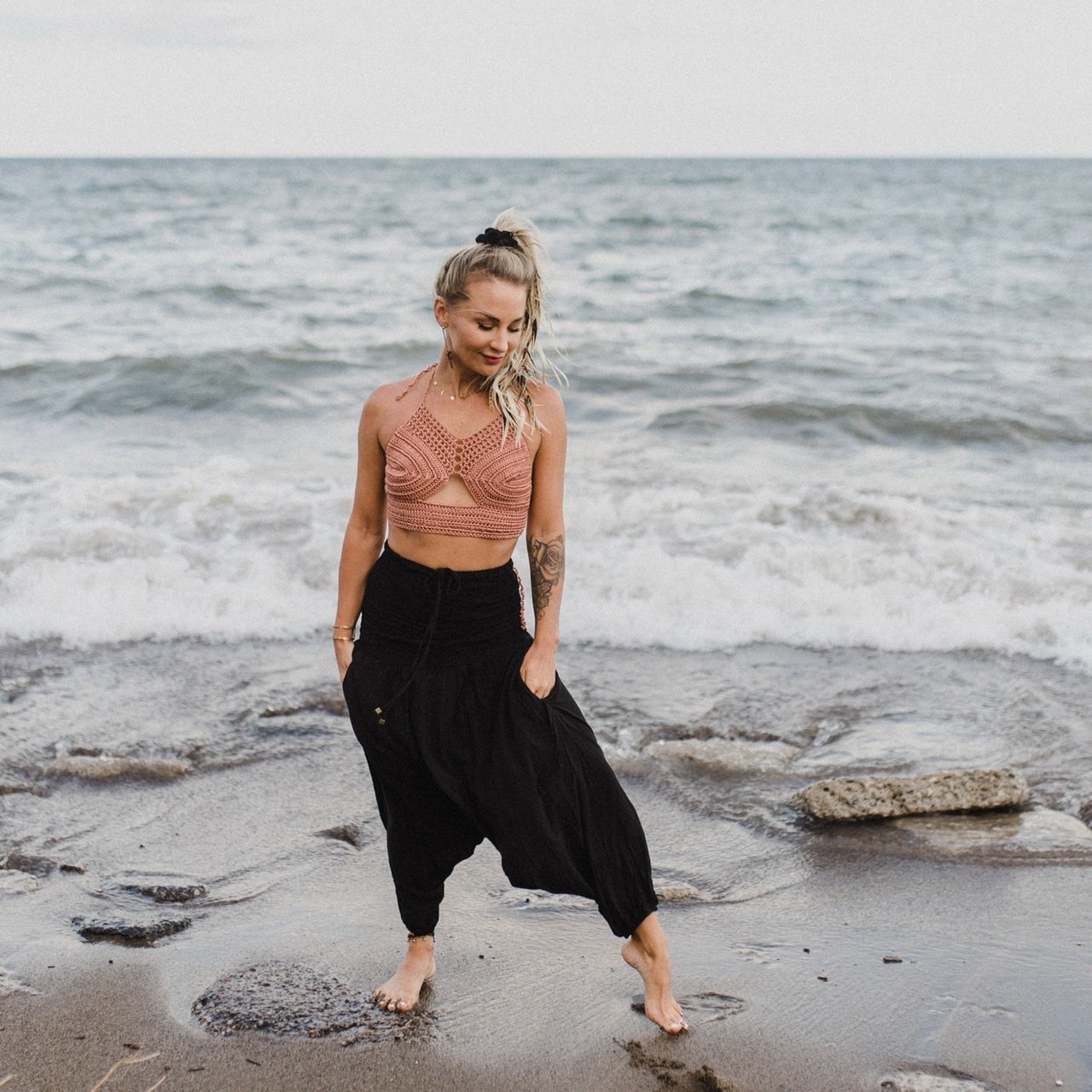 harem jumper acro buddhas#color_black